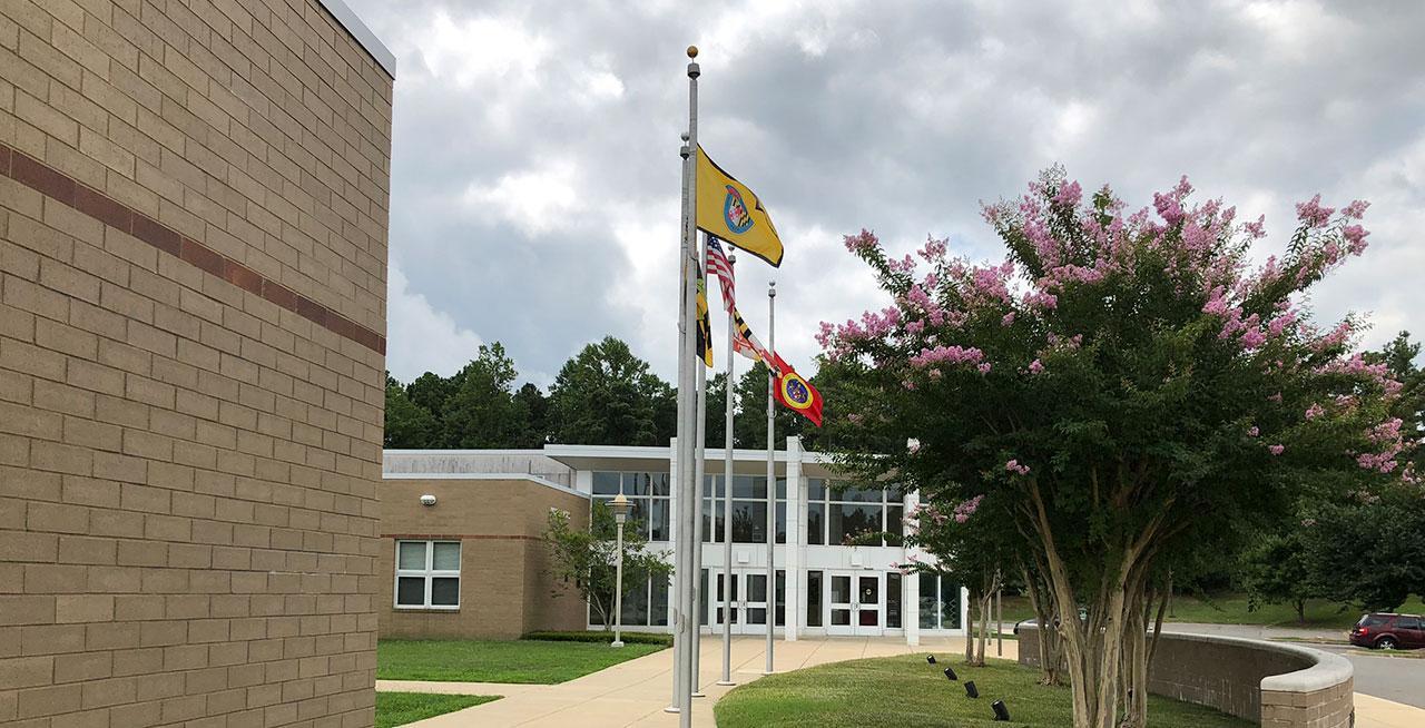 USM buildings with institutional flags